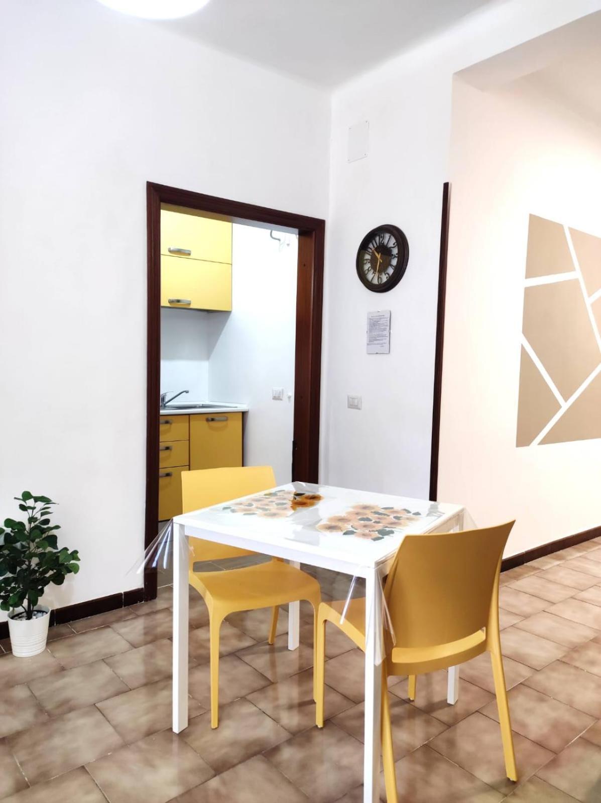 111 Guest House Bari Exterior foto
